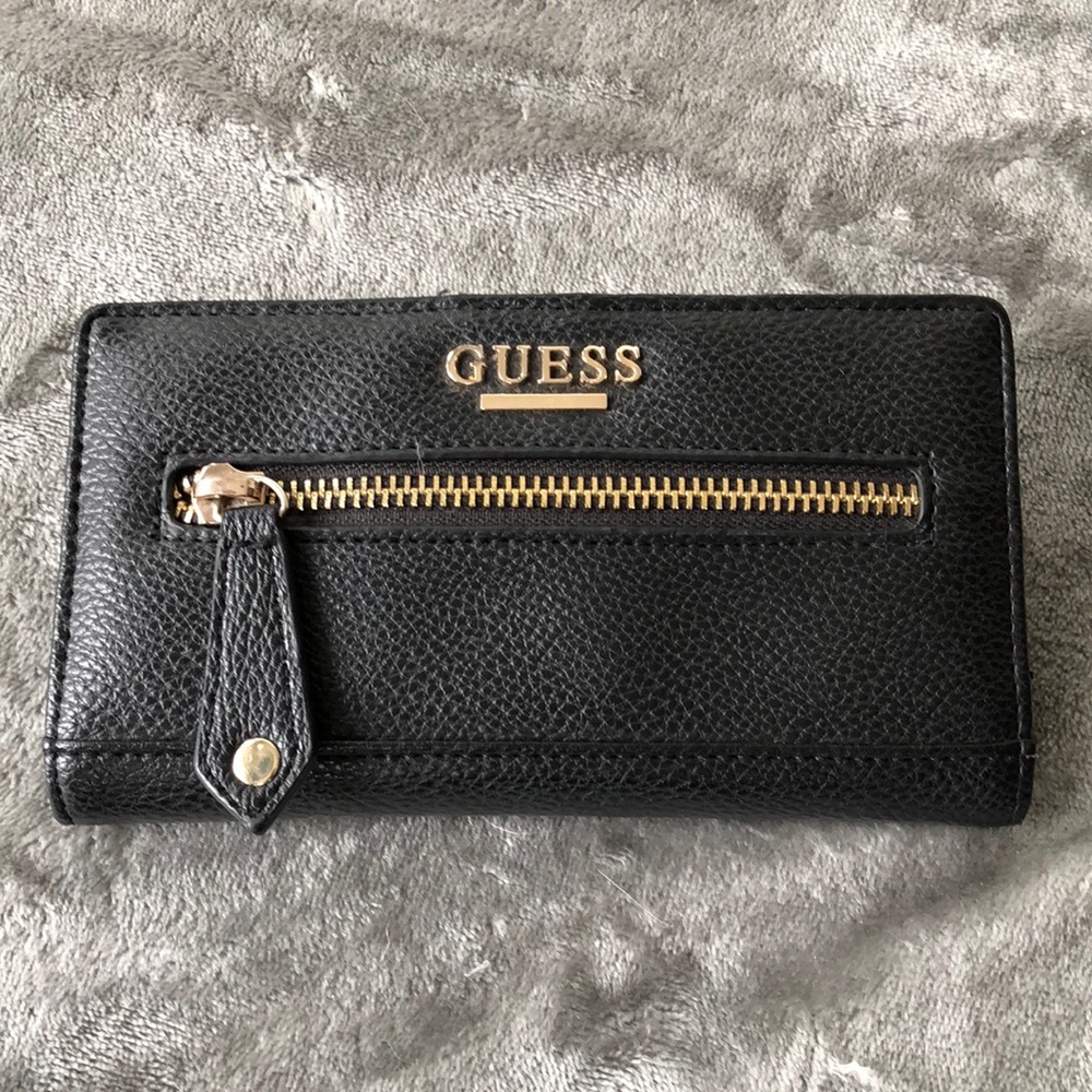 Guess wallet